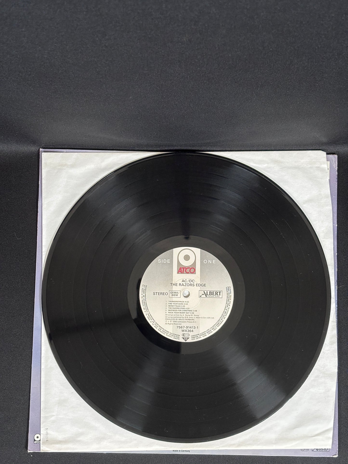 ACDC The Razors Edge 1990 EU LP WX364 ATCO Thunderstruck VG+